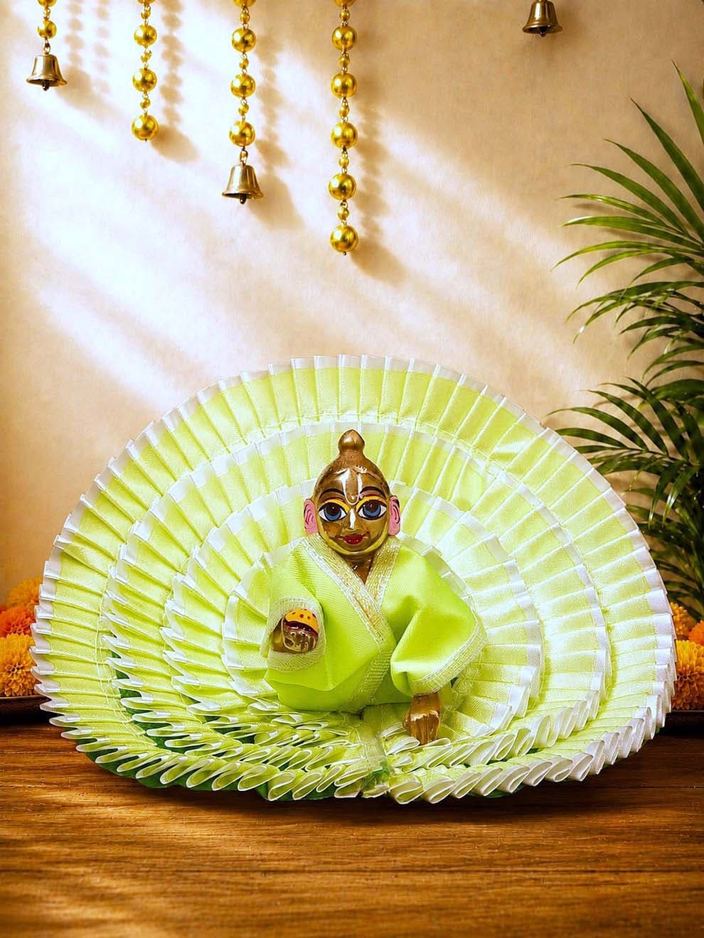 Vritika Green Light Laddu Gopal Gol Poshak